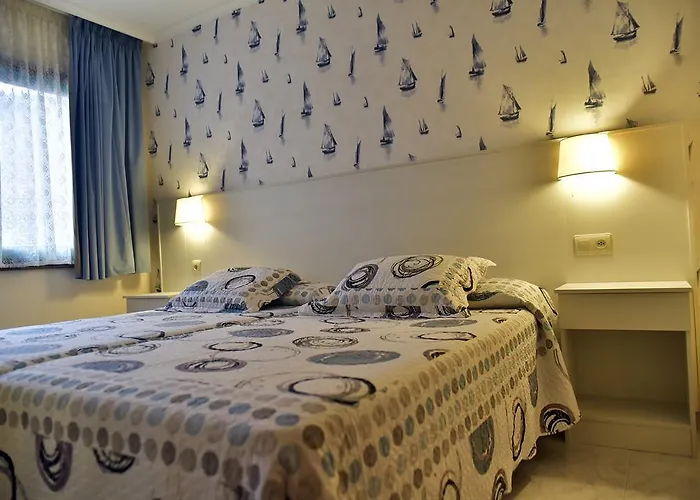 Duerming Velero * Sanxenxo